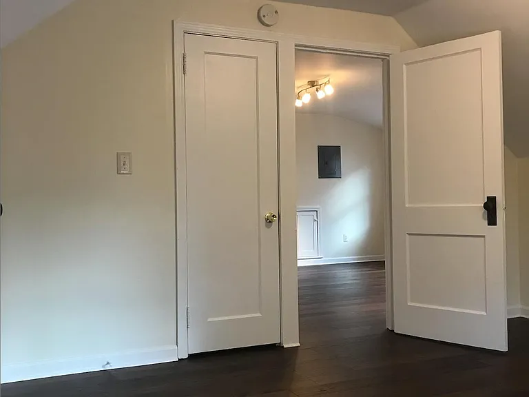 1325 Sloane Ave #3 — Photo 17