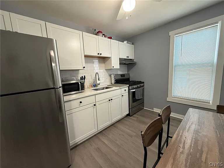 412 Court St #2 — Photo 6