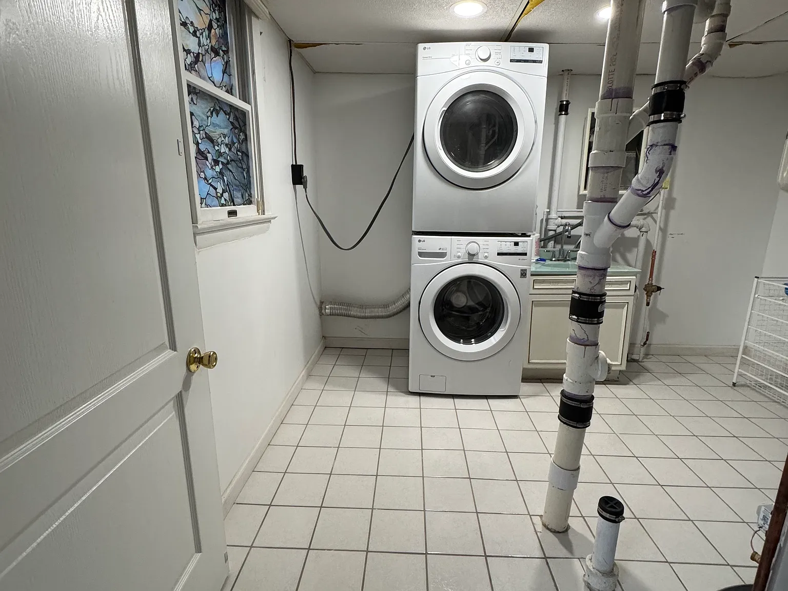 2 bed, 1100 sqft, $2,600 — Photo 4