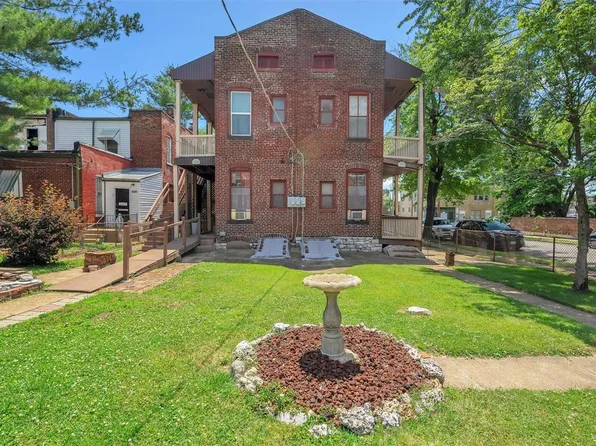 7227 Pennsylvania Ave, Saint Louis, MO 63111