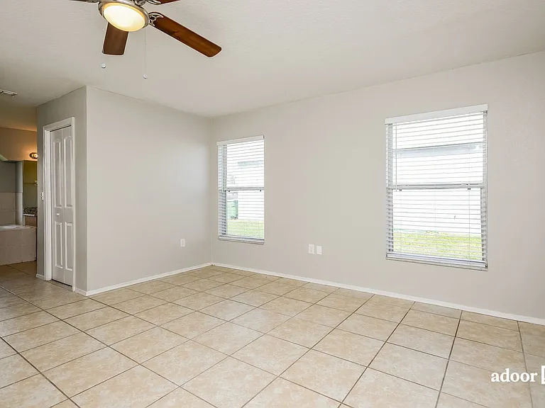 823 Terranova Rd — Photo 9