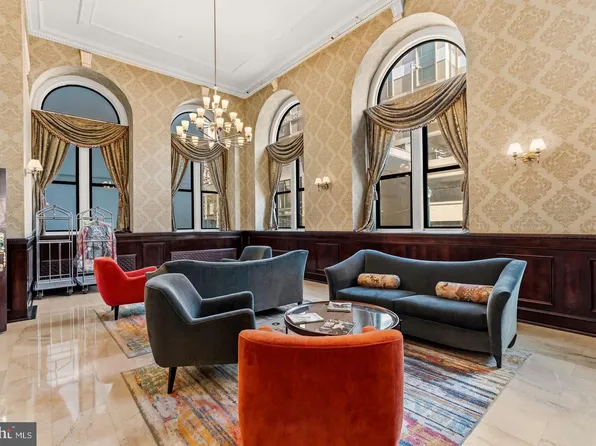 1324 Locust St, Philadelphia, PA