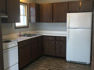 319 E State St APT 1, Tremont, IL 61568