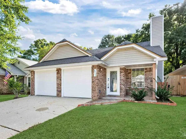 3109 Station Ct, Pensacola, FL 32504