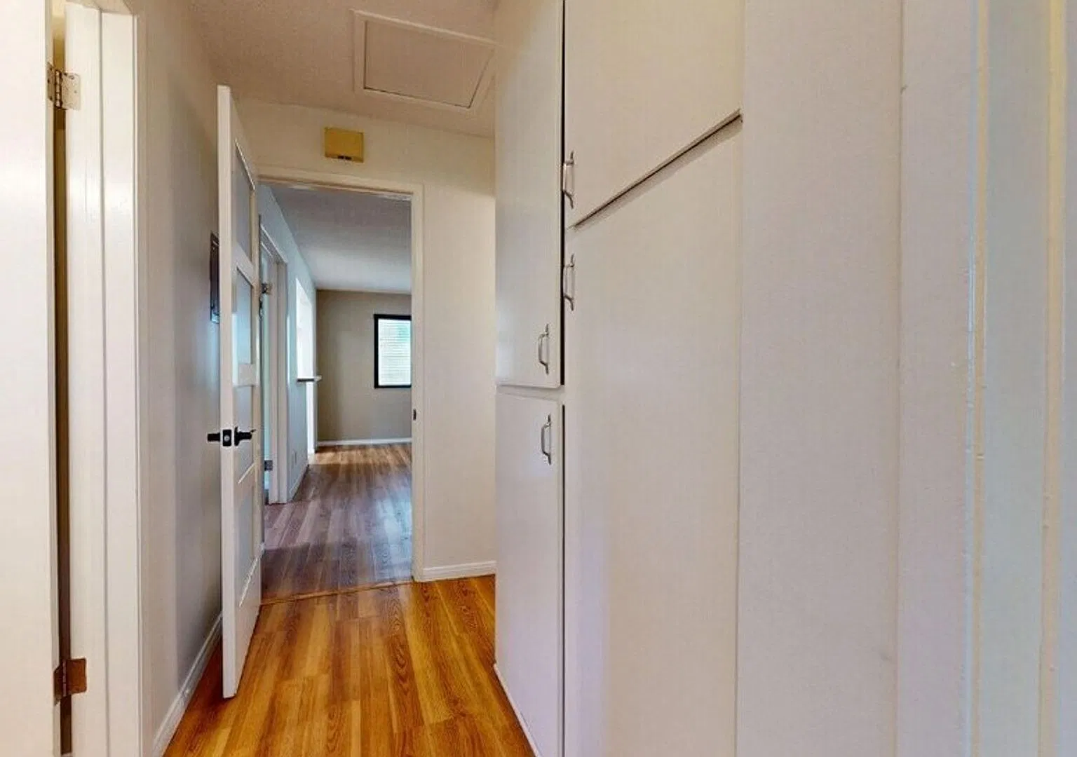 The Appleton Apartments — Photo 4