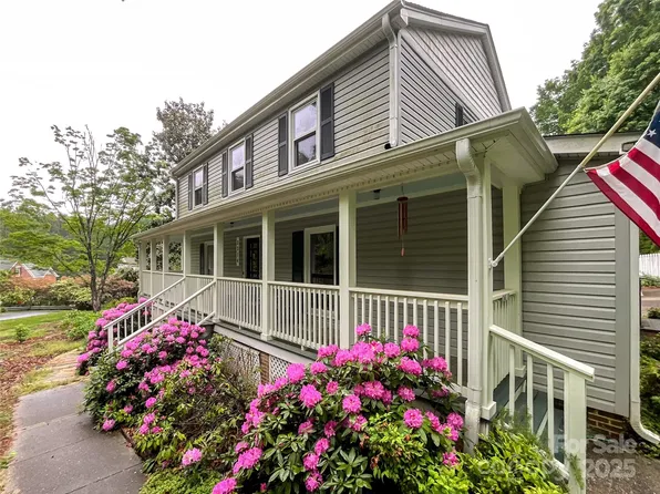 2214 Cannonade Ct, Matthews, NC 28105