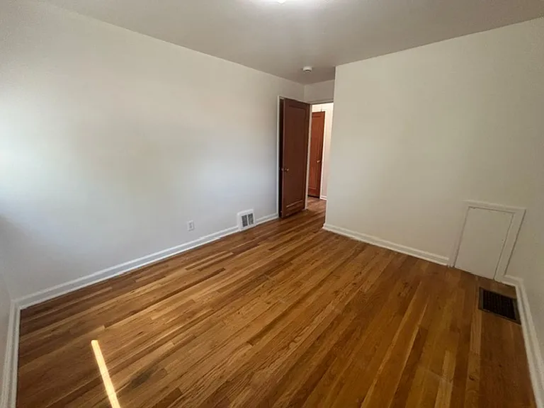 PM 108 - 1841 Crook — Photo 20