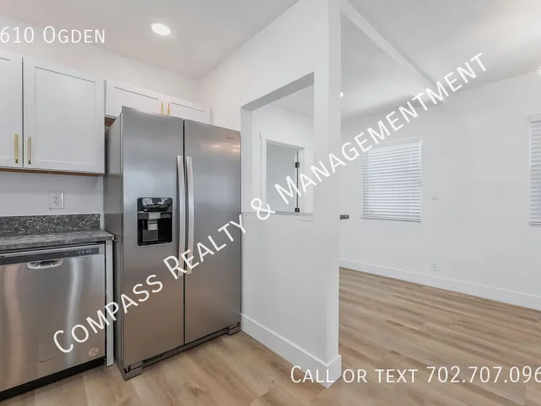 1610 E Ogden Ave — Photo 10
