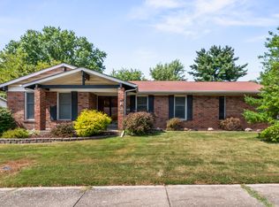 3843 Monsols Dr, Florissant, MO 63034