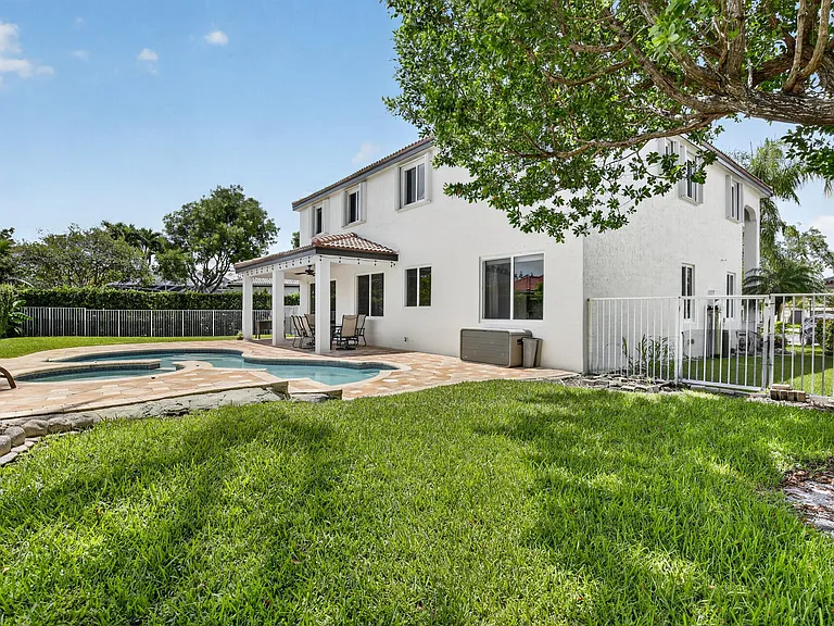 3701 Condor Ct — Photo 37