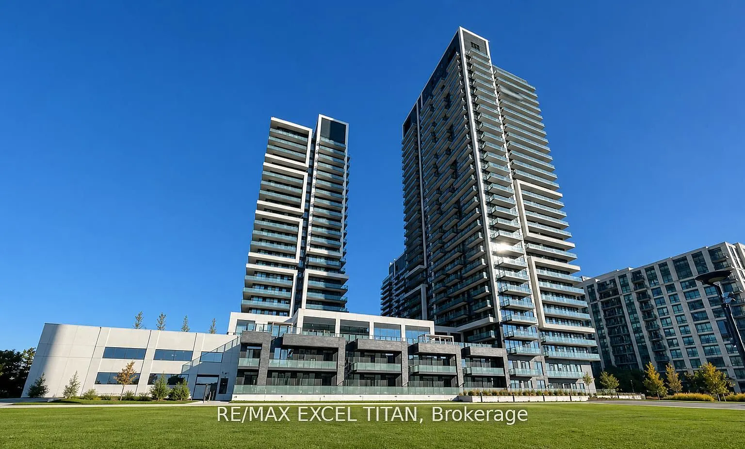 2 bed, $2,900 — Photo 1
