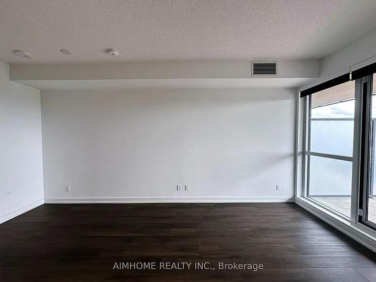 27 McMahon Dr #1705 — Photo 12