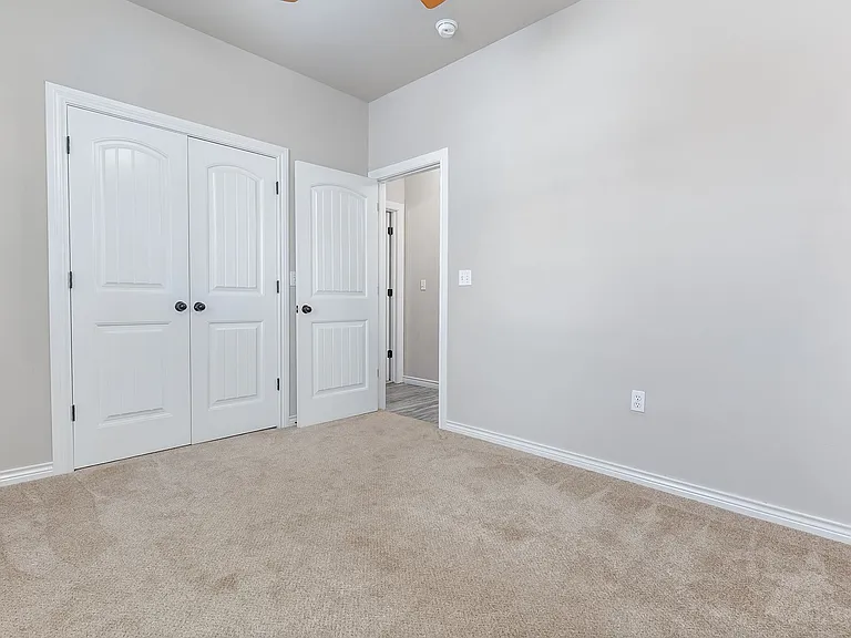 Walnut Creek Apartment Homes — Photo 24