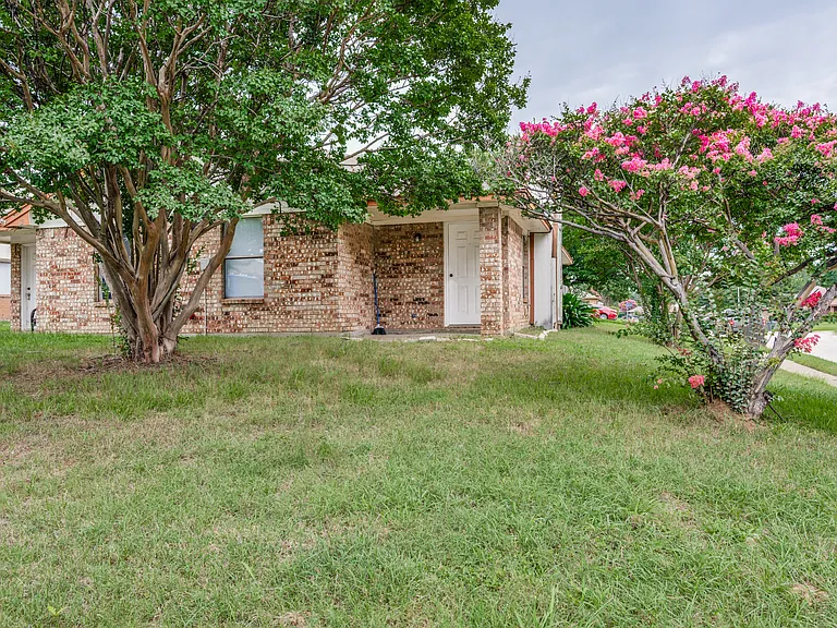 5431 Wild West Dr — Photo 19