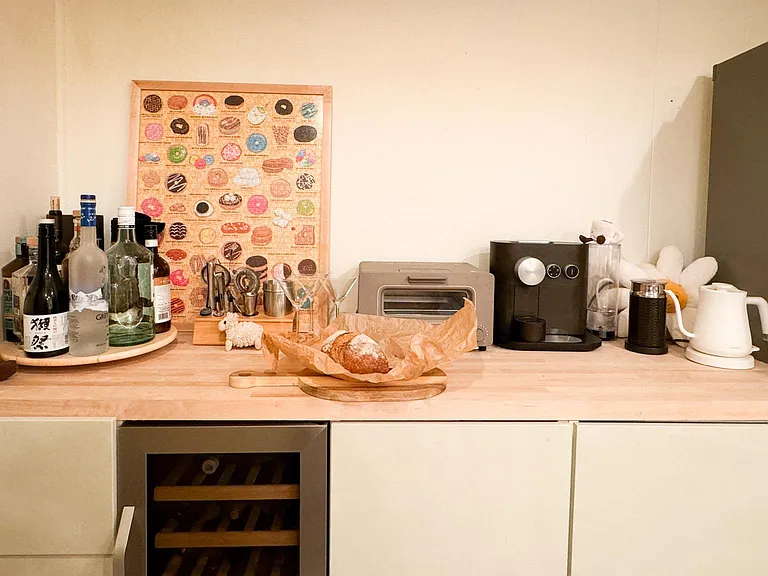 Mini-bar with a 36-bottle wine fridge
