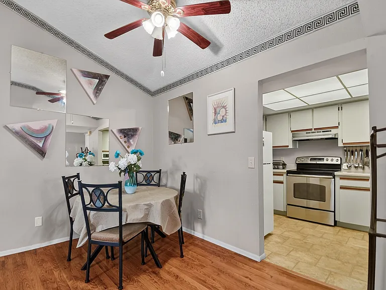 1606 SE Green Acres Cir #S203 — Photo 9