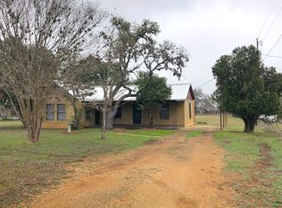 462 Stringtown Rd, Medina, TX 78055