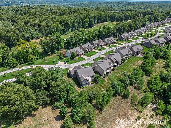 4th image of 4385 Maybeck Dr NE