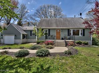 416 Park Ave, Mount Pocono, PA 18344