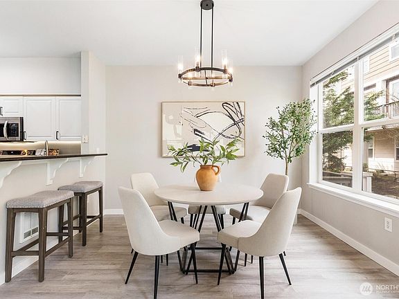 4th image of 3116 164th Street SW #603