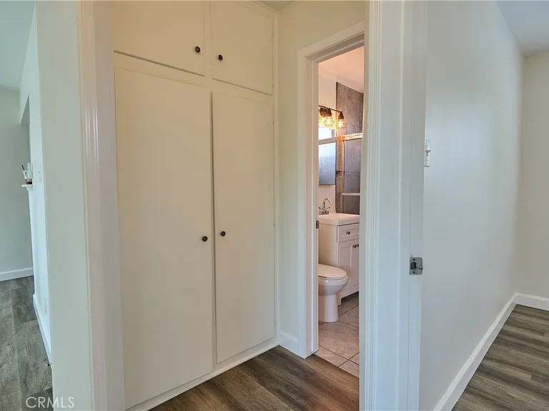 3644 Russell St — Photo 13