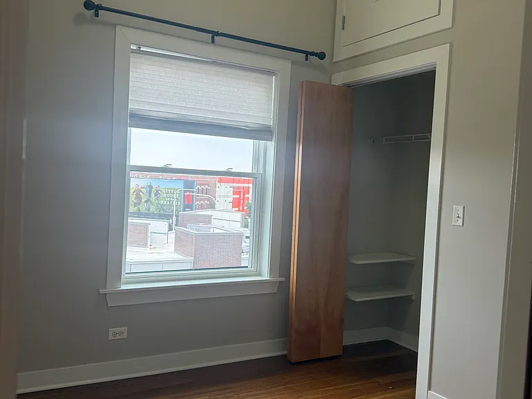 2407 N Clybourn Ave #4F — Photo 4