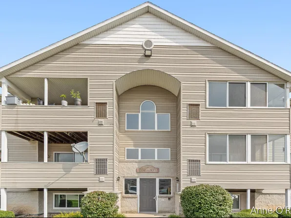 8372 N Jasonville Ct SE, Caledonia, MI 49316