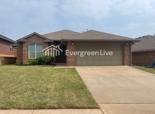 10701 SE 26th St, Midwest City, OK 73130