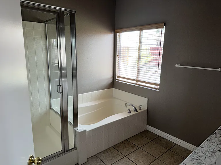 9310 Nickellaus Ct — Photo 8