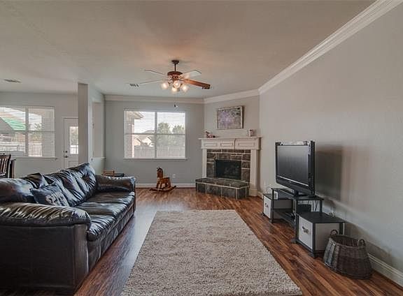 2nd image of 198 Cox Dr