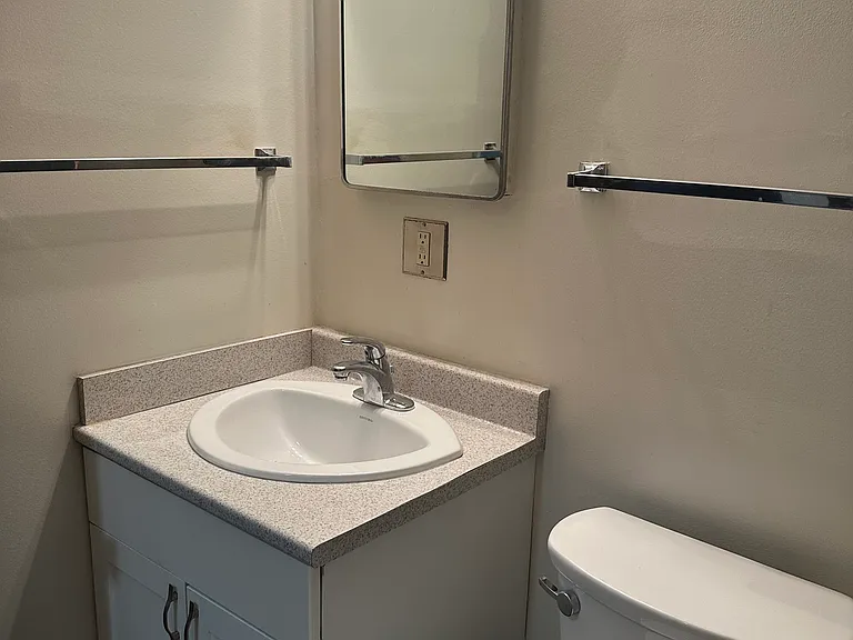 9747 104th St NW — Photo 30