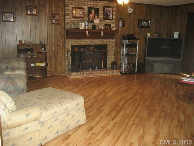 1st image of 2121 Kingstree Cir