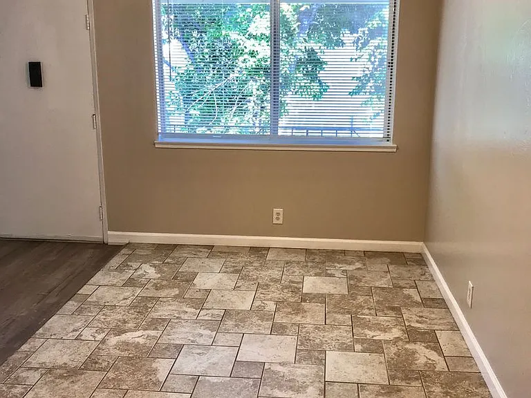 25546 Del Mar Ave — Photo 8