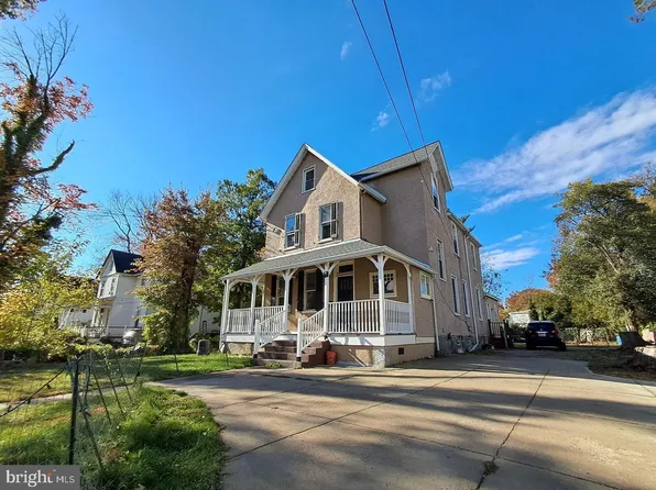 108 S Clifton Ave, Aldan, PA 19018