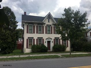 215 N Spring St, Everett, PA 15537