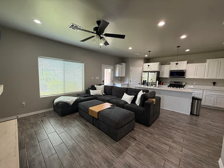 4069 W Camille Pl — Photo 4