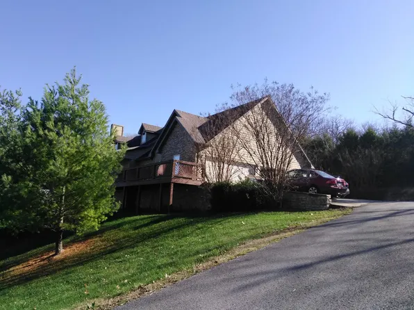 90 Commons Court, Branson West, MO 65737