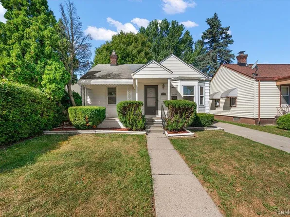 21139 Dexter Blvd, Warren, MI 48089