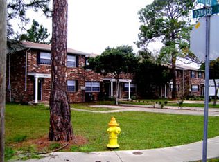 1512 Jordan St, Atlantic Beach, FL 32233