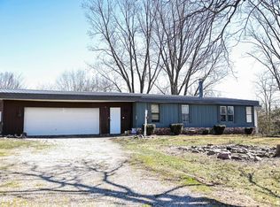 1165 E 250th St, Plymouth, IL 62367