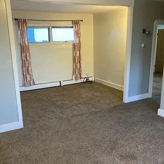 17 Bardsley St #2 — Photo 6