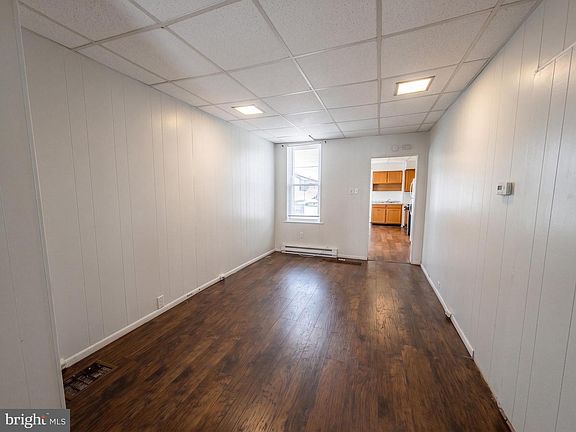 4th image of 151 E Arch St