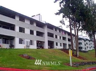 20183 Vikings Crst NE APT 4-305, Poulsbo, WA 98370