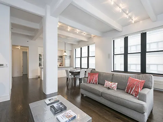 Sold by Sotheby's International Realty | media 10