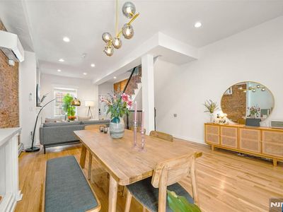 542 Martin Luther King Dr, Jersey City, NJ, 07304