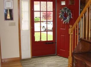 160 Hickory Hill Rd, North Andover, MA 01845