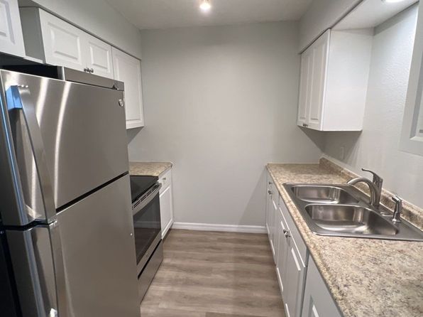3232 Fruitville Rd #241