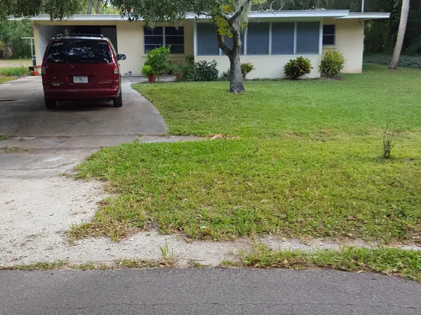 3804 4th Avenue Blvd E, Palmetto, FL 34221