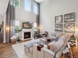 43506 Bolingbrooke Ln, Novi, MI 48377