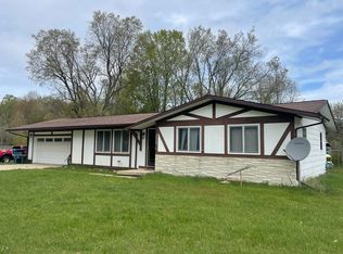 5737 E 34th Rd, Cadillac, MI 49601